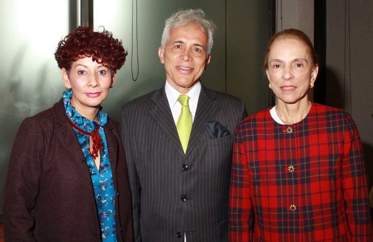 Lorena Cañón, Eduardo Barón y Juliana Márquez de Duque.